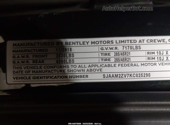 SJAAM2ZV7KC025290 2019 BENTLEY BENTAYGA Green ძრავის განყოფილების ხედი