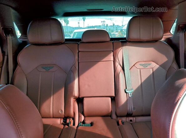SJAAM2ZV9MC037511 2021 BENTLEY BENTAYGA Black Vista de los asientos traseros
