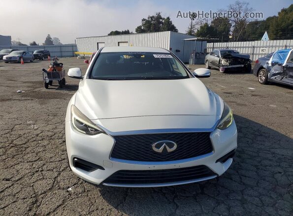 SJKCH5CP5KA010805 2019 INFINITI QX30 White Front view