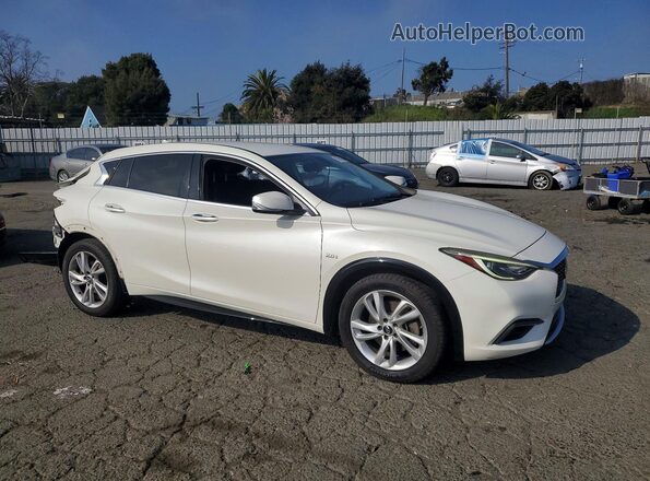 SJKCH5CP5KA010805 2019 INFINITI QX30 White Front right