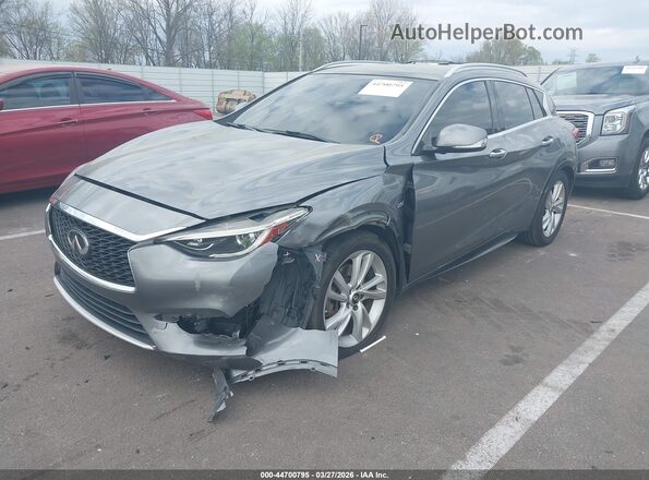SJKCH5CPXKA008077 2019 INFINITI QX30 Silver Przód lewy