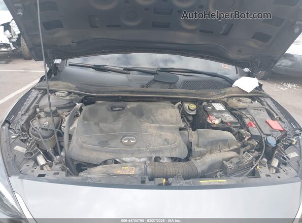 SJKCH5CPXKA008077 2019 INFINITI QX30 Silver Widok z tyłu