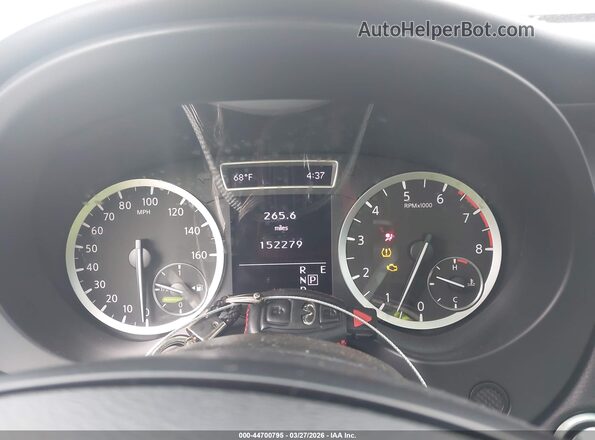 SJKCH5CPXKA008077 2019 INFINITI QX30 Silver Widok tylnych siedzeń