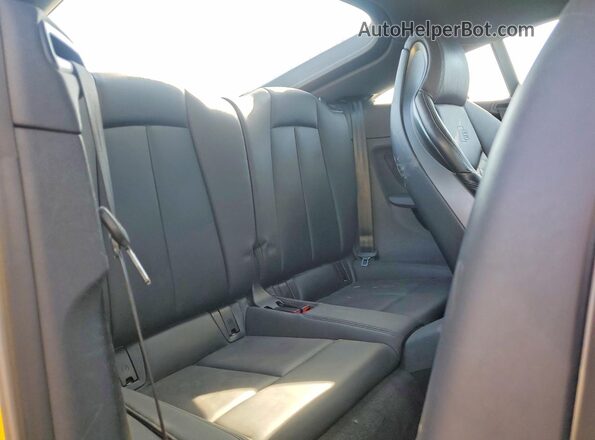 TRUC1AFVXG1011133 2016 AUDI TT Yellow Widok tylnych siedzeń