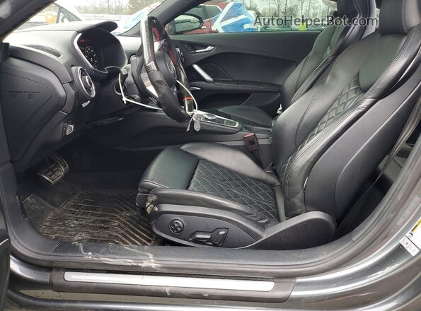 TRUC5AFV6G1028631 2016 AUDI TT Gray Vista interior delantera