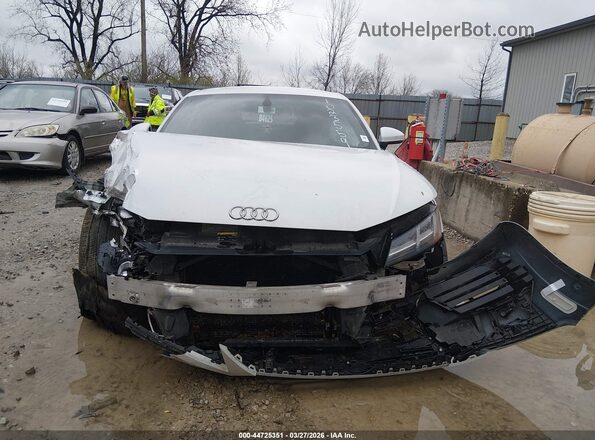 TRUC5AFVXG1023559 2016 AUDI TT White Widok z przodu