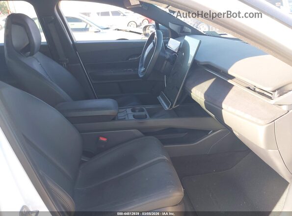 VCF1ZBU23PG003719 2023 FISKER OCEAN White Вид салону спереду