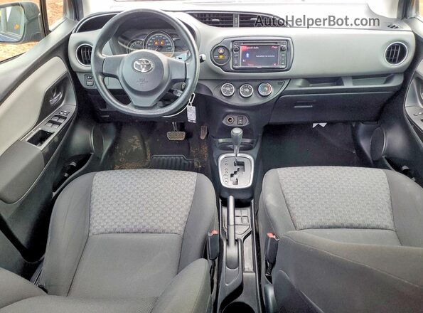 VNKKTUD33GA062984 2016 TOYOTA YARIS Blue Widok deski rozdzielczej