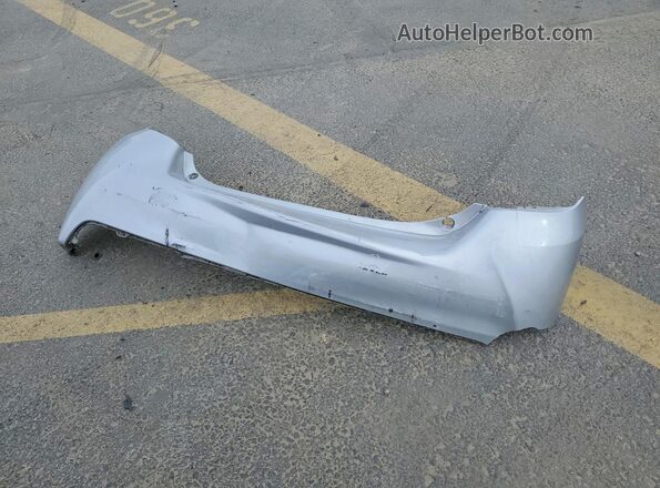 VNKKTUD38GA064097 2016 TOYOTA YARIS Silver Вид підкапотного простору