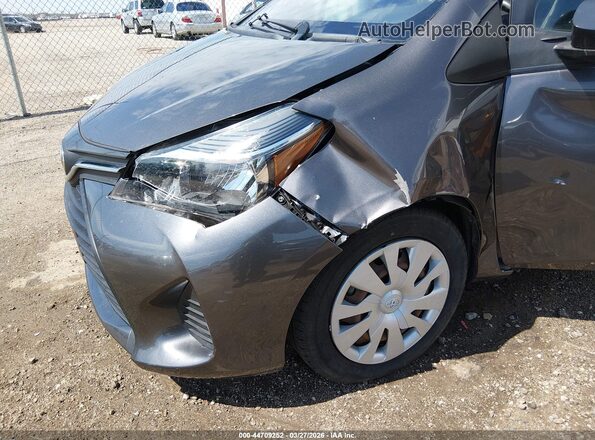VNKKTUD38HA072704 2017 TOYOTA YARIS Gray Widok z przodu