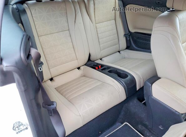 W04WH3N58HG167468 2017 BUICK CASCADA White Rear seats view