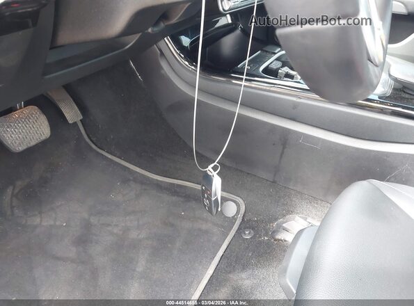 W1K3G4EB2NJ337772 2022 MERCEDES-BENZ A 220 White Առջևի վահանակի տեսք