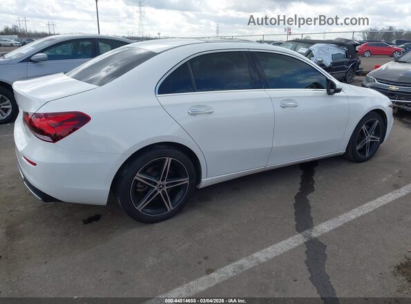 W1K3G4EB2NJ337772 2022 MERCEDES-BENZ A 220 White Հետևի աջ