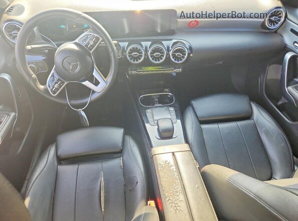 W1K3G4EB3MJ304021 2021 MERCEDES-BENZ A White წინა პანელის ხედი
