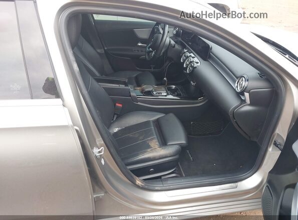 W1K3G4EB8LW044846 2020 MERCEDES-BENZ A 220 Silver Vista interior delantera