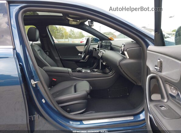 W1K3G4EB9LJ225757 2020 MERCEDES-BENZ A 220 Blue Սալոնի դիմացի տեսք