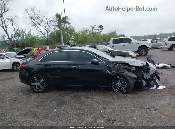 W1K3G4EB9NJ368260 2022 MERCEDES-BENZ A 220 Black Սալոնի հետևի տեսք