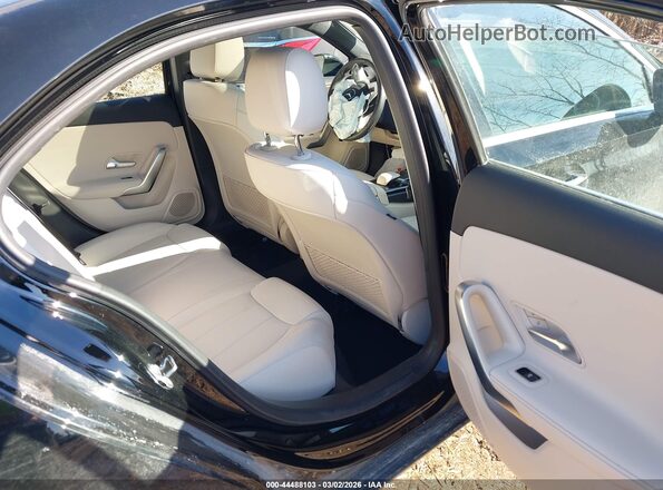 W1K3G4FB0NJ336599 2022 MERCEDES-BENZ A 220 Black VIN კოდის სტიკერის ხედი