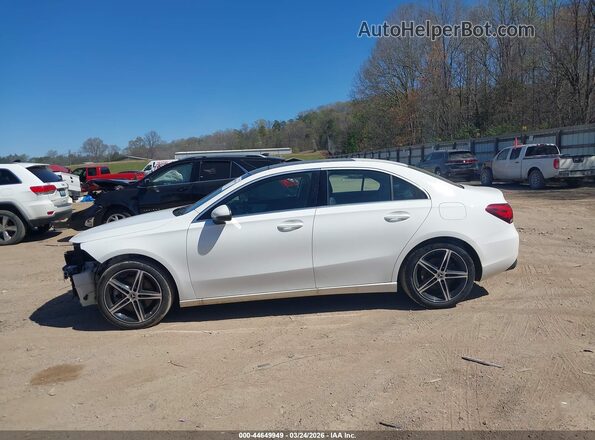 W1K3G4FB2MJ315798 2021 MERCEDES-BENZ A 220 White 