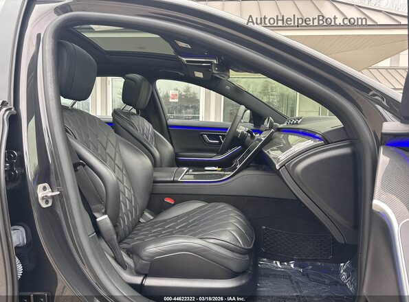 W1K6G6DB5PA187010 2023 MERCEDES-BENZ S-CLASS Gray Widok wnętrza z przodu