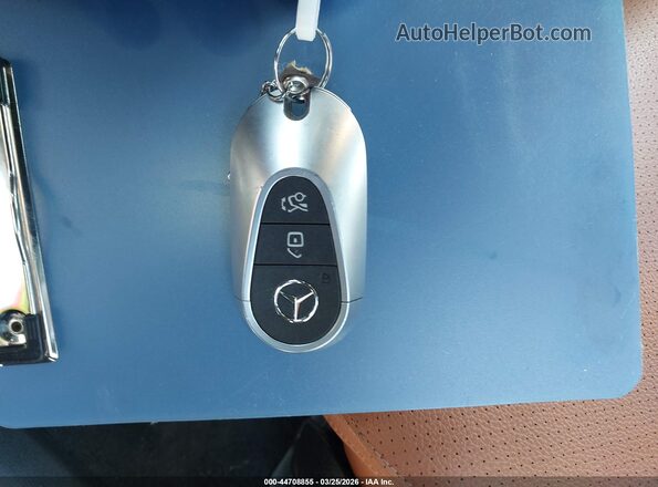 W1KAF4GB2PR101439 2023 MERCEDES-BENZ C-CLASS Белый Вид панели приборов