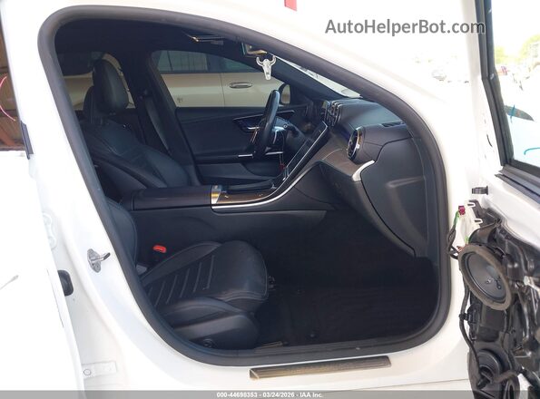 W1KAF4HB0PR086390 2023 MERCEDES-BENZ C-CLASS White Սալոնի դիմացի տեսք