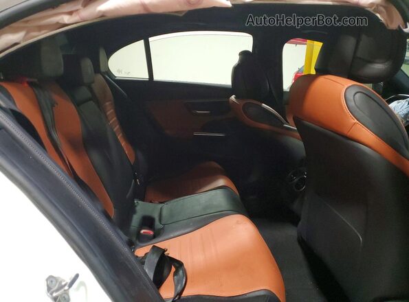 W1KAF4HB6PR138931 2023 MERCEDES-BENZ C Белый 