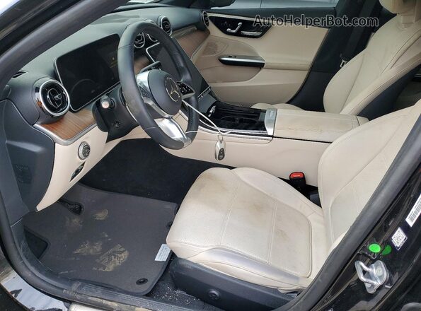 W1KAF4HB8PR131897 2023 MERCEDES-BENZ C Black Widok wnętrza z przodu