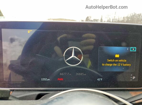 W1KAF4HB8PR131897 2023 MERCEDES-BENZ C Black Widok zestawu wskaźników