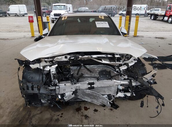 W1KAF4HBORR234525 2024 MERCEDES-BENZ C-CLASS Белый 
