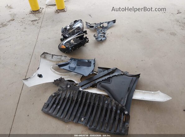 W1KAF4HBORR234525 2024 MERCEDES-BENZ C-CLASS Белый 