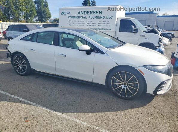 W1KCG2DB4NA015219 2022 MERCEDES-BENZ EQS White Przód prawy
