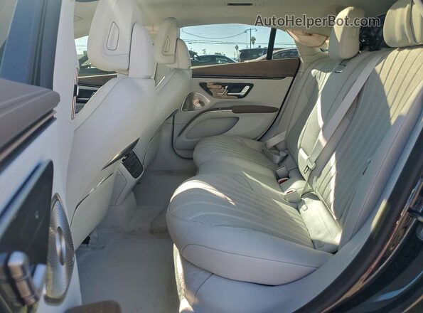 W1KCG2EB9RA049449 2024 MERCEDES-BENZ EQS Blue Rear seats view