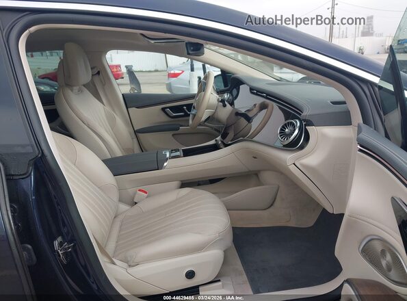 W1KCG4EB1PA028006 2023 MERCEDES-BENZ EQS 580 Black წინა სალონის ხედი
