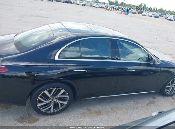 W1KLF4HB3RA008034 2024 MERCEDES-BENZ E-CLASS Black Rear interior view