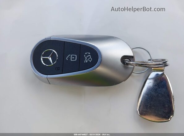 W1KLF4HB3RA008034 2024 MERCEDES-BENZ E-CLASS Black Dashboard view