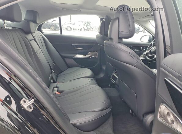 W1KLF4HB7RA068530 2024 MERCEDES-BENZ E Black 