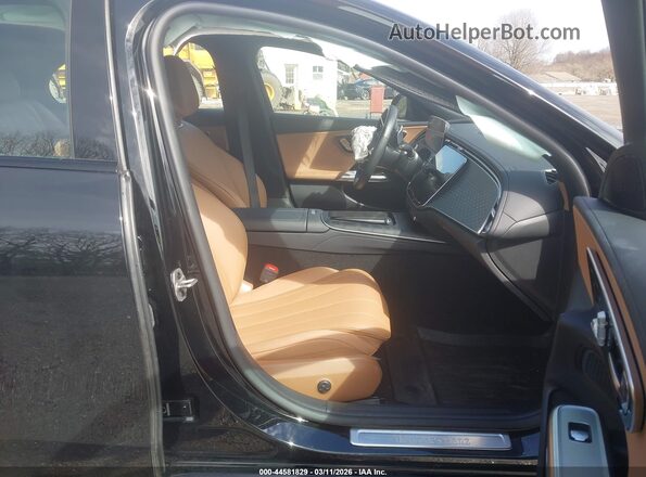 W1KLF4HB8SA144892 2025 MERCEDES-BENZ E-CLASS Black Widok wnętrza z przodu