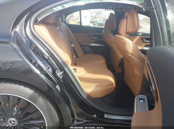 W1KLF4HB8SA144892 2025 MERCEDES-BENZ E-CLASS Black Widok naklejki z numerem VIN
