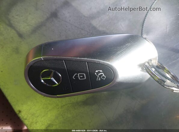 W1KLF4HB8SA144892 2025 MERCEDES-BENZ E-CLASS Black Widok deski rozdzielczej