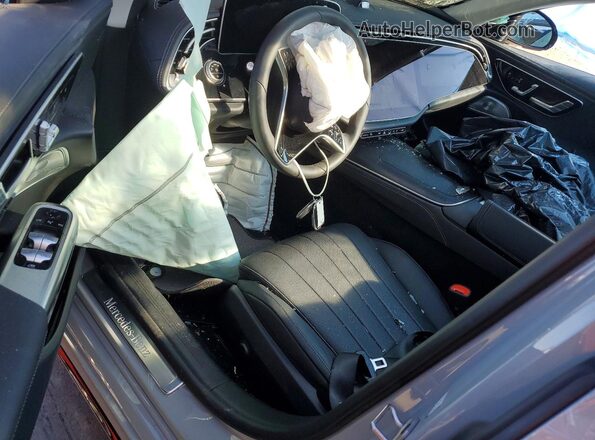 W1KLF6BB3SA169798 2025 MERCEDES-BENZ E Gray Dashboard view