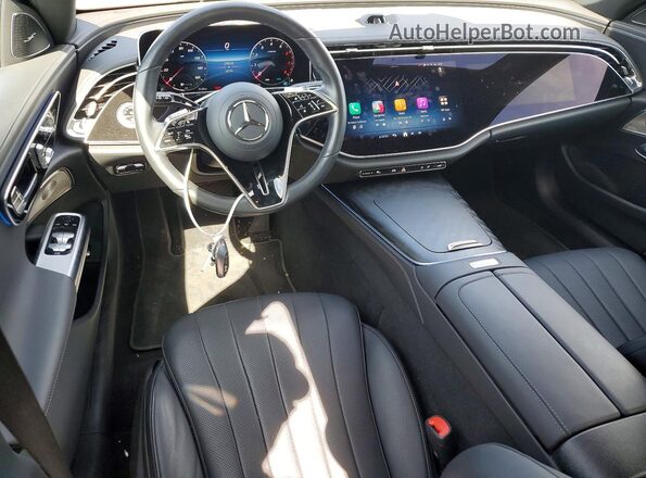 W1KLH6FB8SA083911 2025 MERCEDES-BENZ E Black Вид панелі приладів