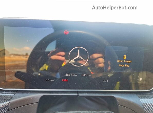 W1KMK4HB0RF039339 2024 MERCEDES-BENZ CLE Black Vista del cuadro de instrumentos
