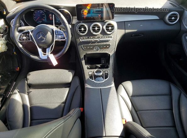 W1KWF8DB0MR643619 2021 MERCEDES-BENZ C Gray Widok deski rozdzielczej