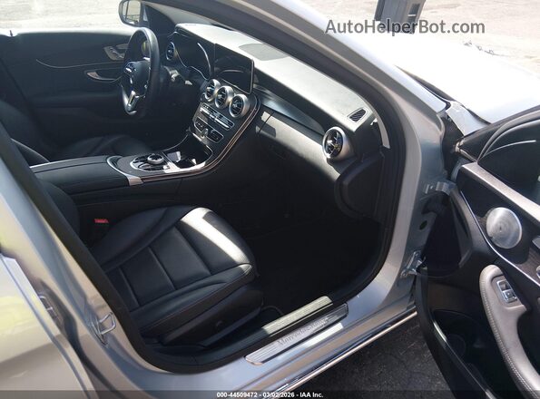 W1KWF8DB9MR650021 2021 MERCEDES-BENZ C-CLASS Silver Вид салону спереду