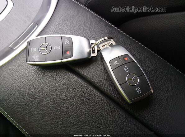 W1KWF8EB0LR572967 2020 MERCEDES-BENZ C-CLASS Белый 
