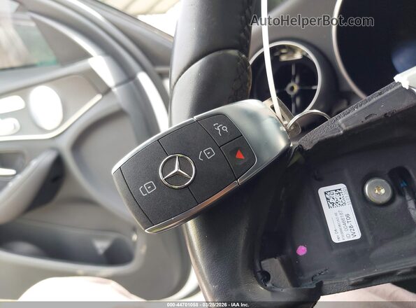 W1KWF8EB2MR652515 2021 MERCEDES-BENZ C-CLASS White Widok deski rozdzielczej