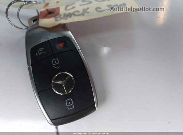 W1KWF8EB3LR572140 2020 MERCEDES-BENZ C-CLASS Black Vista del salpicadero