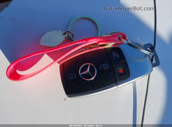 W1KWF8EB6MR638536 2021 MERCEDES-BENZ C-CLASS White Առջևի վահանակի տեսք