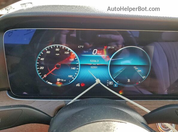 W1KZF8DB0NB011016 2022 MERCEDES-BENZ E White ხელსაწყოთა პანელის ხედი